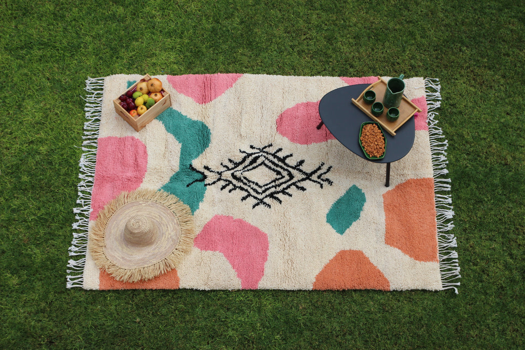 URTI - THE ORCHARDS - LES VERGERS