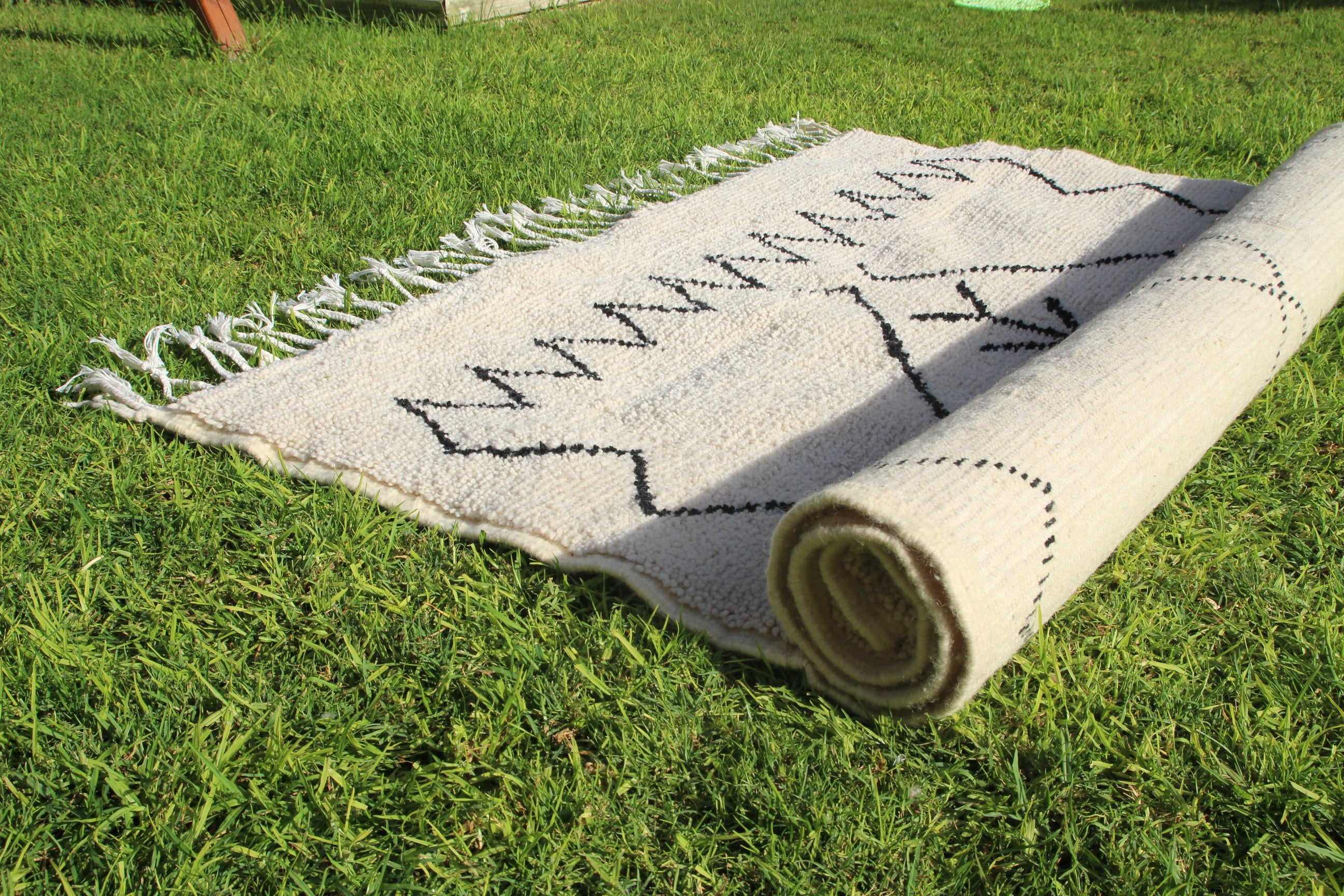 TIZI - LE COL - THE MOUNTAIN PASS