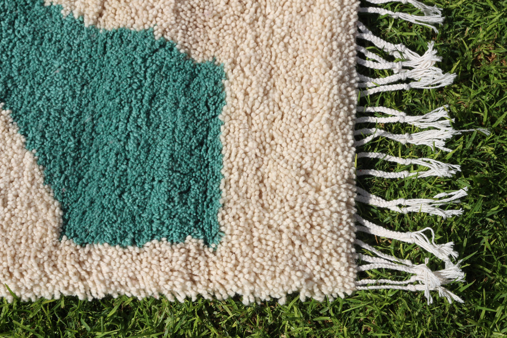 URTI - THE ORCHARDS - LES VERGERS