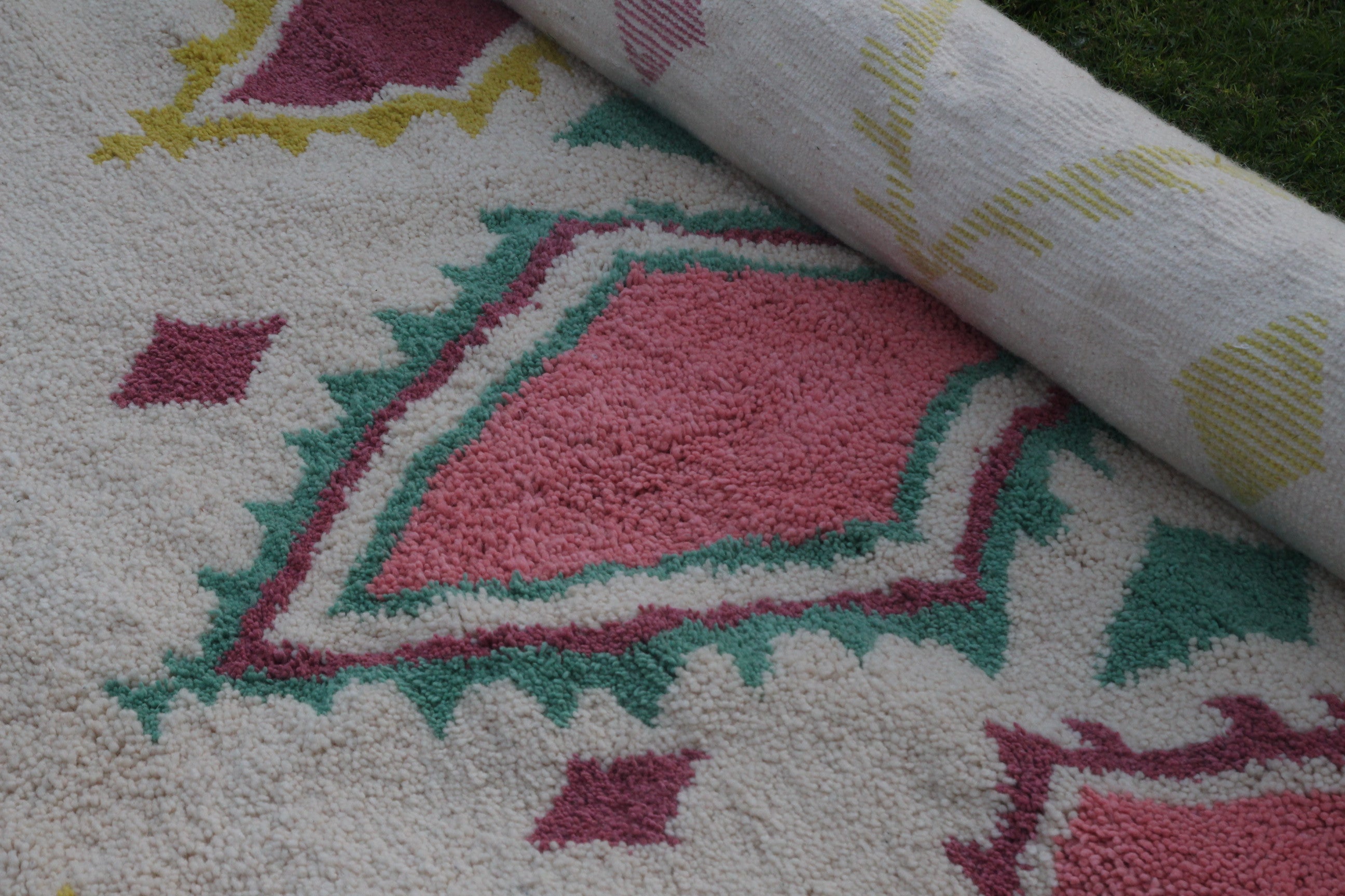 TIFAWIN - THE SPRING - LE PRINTEMPS